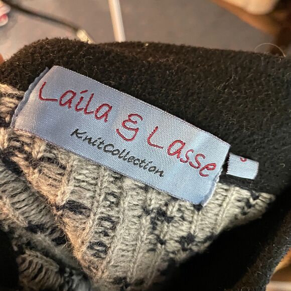 Women's Small Laila & Lasse Black Printed Hook Eye Closure Pullover Sweater Wool - Picture 4 of 5